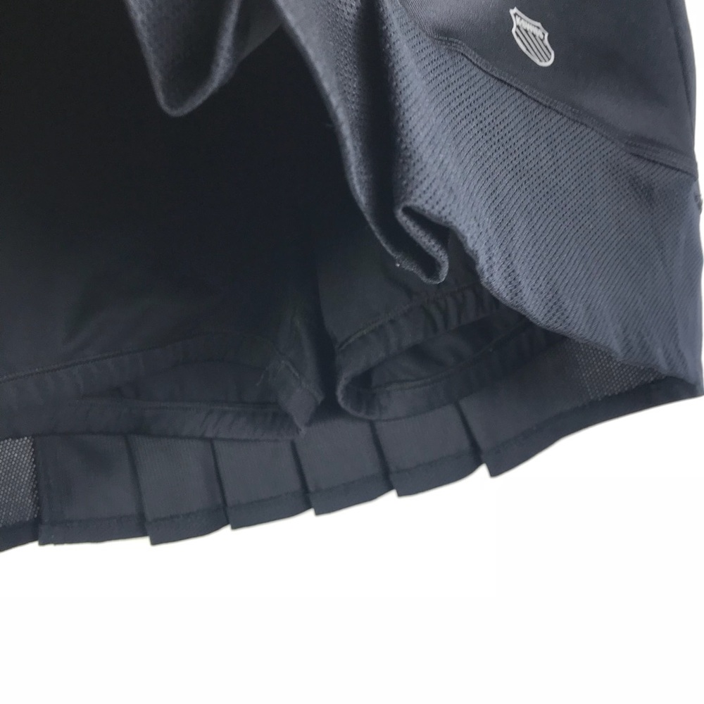 K-Swiss Black Active Skirt w/ Built-in Shorts Sz M - Picture 8 of 8